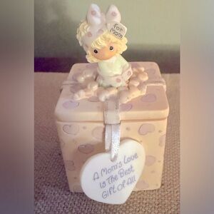 Precious Moments Mom Figurine